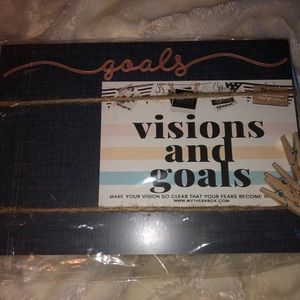 Hangable goal and vision board